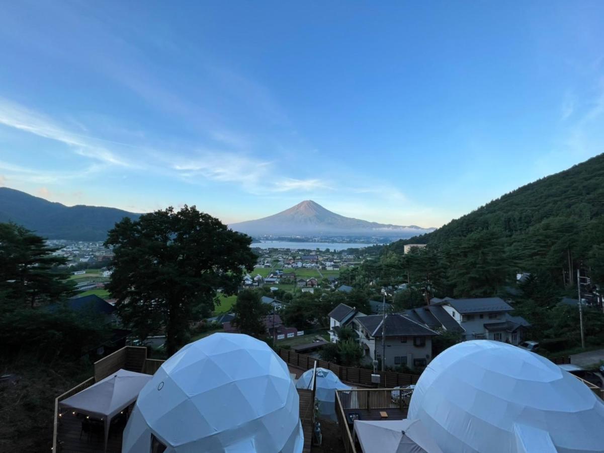 Mt.Fujiグランピングテラス　嶺乃華 Hotel Fujikawaguchiko Exterior foto